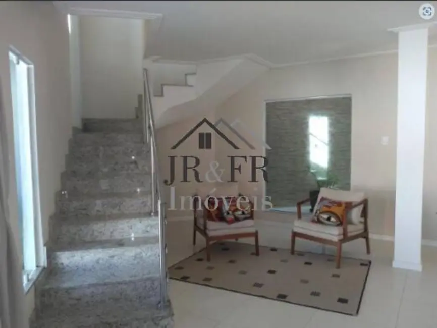 Casa com 4 quartos à venda, 280m2 em Camacari - BA - imagem 4 Foto 4 de Casa com 4 quartos à venda, 280m2 em Camacari - BA