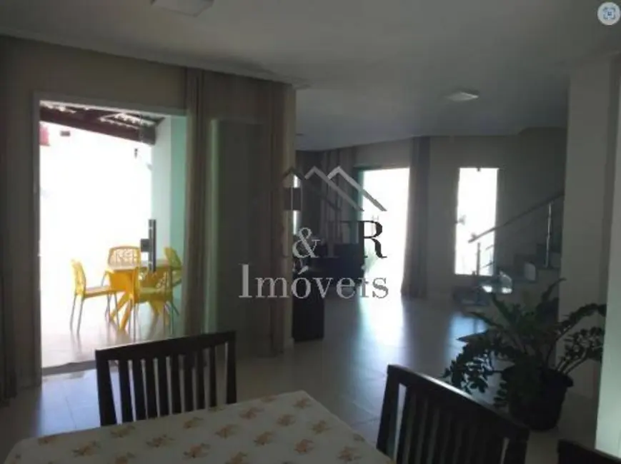 Casa com 4 quartos à venda, 280m2 em Camacari - BA - imagem 7 Foto 7 de Casa com 4 quartos à venda, 280m2 em Camacari - BA