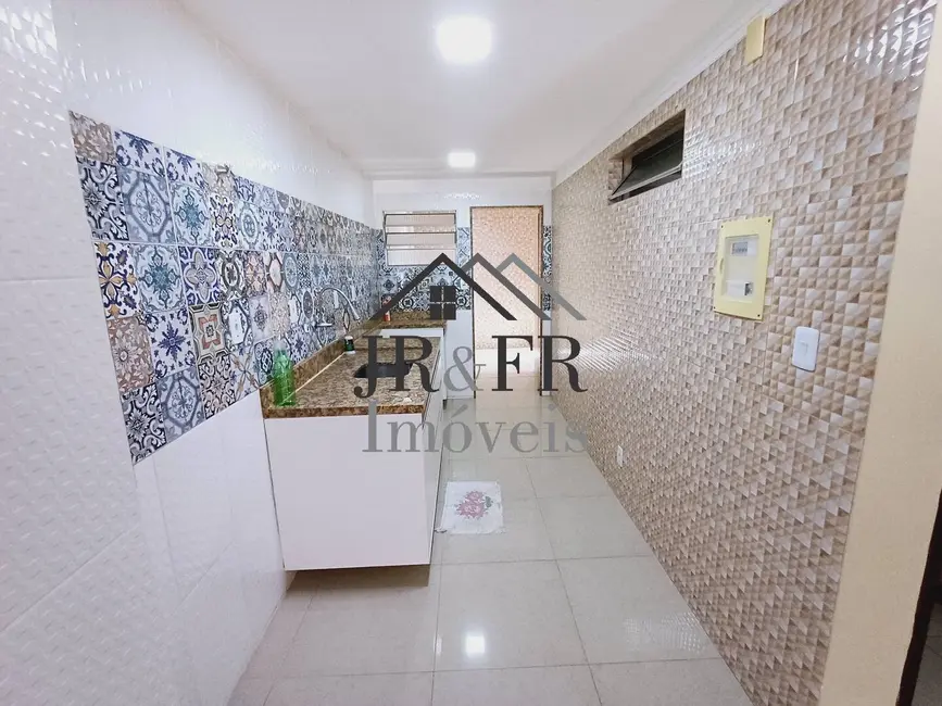Foto 2 de Casa com 3 quartos à venda, 95m2 em Camacari - BA