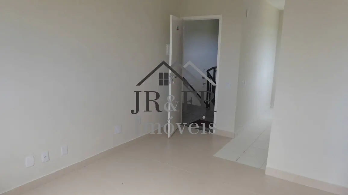 Foto 2 de Apartamento com 2 quartos à venda, 40m2 em Camacari - BA