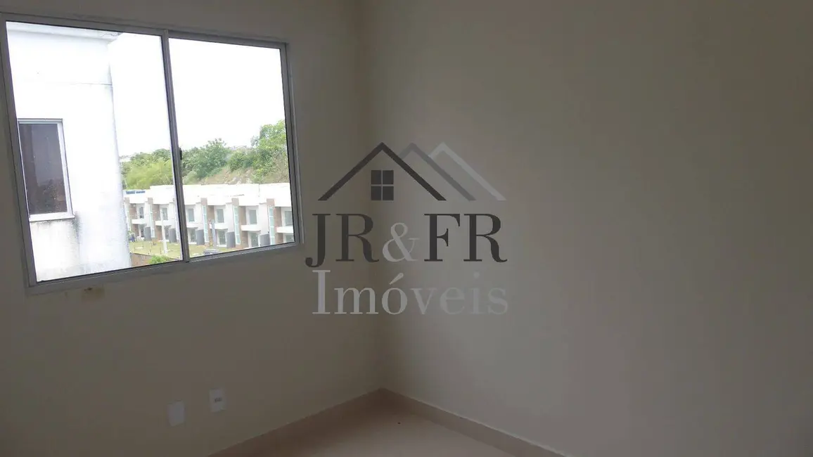 Foto 8 de Apartamento com 2 quartos à venda, 40m2 em Camacari - BA