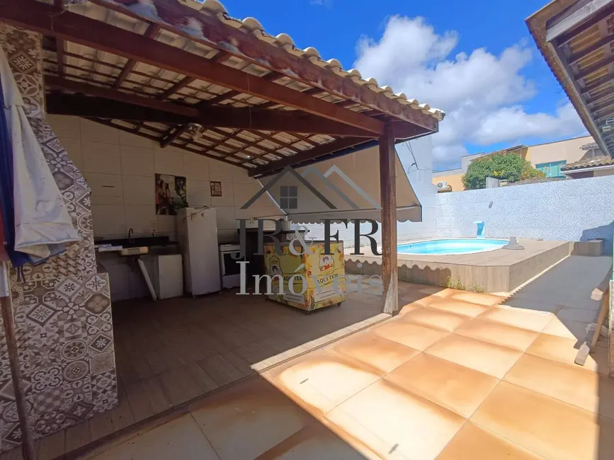 Casa com 3 quartos à venda, 144m2 em Camacari - BA - imagem 2 Foto 2 de Casa com 3 quartos à venda, 144m2 em Camacari - BA