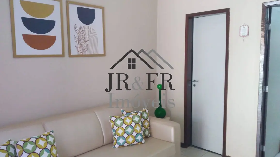 Foto 4 de Casa com 2 quartos à venda, 80m2 em Camacari - BA