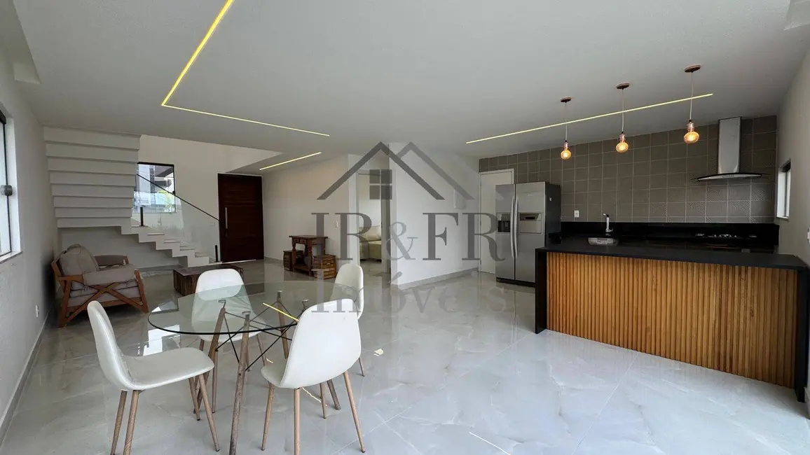 Foto 8 de Casa com 4 quartos à venda, 280m2 em Camacari - BA