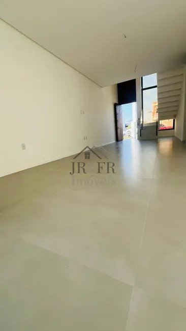 Casa com 4 quartos à venda, 150m2 em Camacari - BA - imagem 6 Foto 6 de Casa com 4 quartos à venda, 150m2 em Camacari - BA