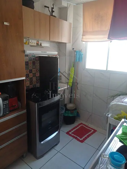 Foto 5 de Apartamento com 2 quartos à venda, 44m2 em Lauro De Freitas - BA