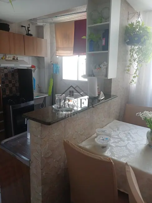 Foto 6 de Apartamento com 2 quartos à venda, 44m2 em Lauro De Freitas - BA