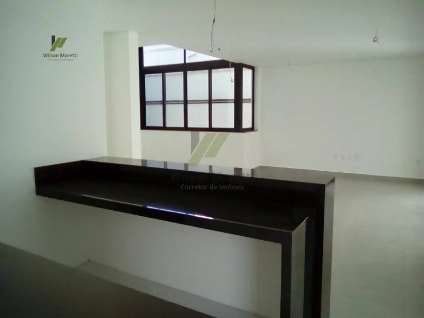 Foto 4 de Casa com 4 quartos à venda, 410m2 em Medeiros, Jundiai - SP