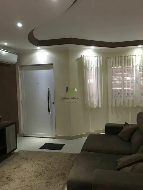 Foto 3 de Casa com 2 quartos à venda, 182m2 em Jardim Sarapiranga, Jundiai - SP