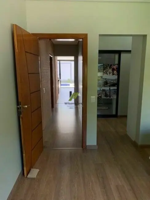 Foto 8 de Casa de Condomínio com 3 quartos à venda, 236m2 em Louveira - SP