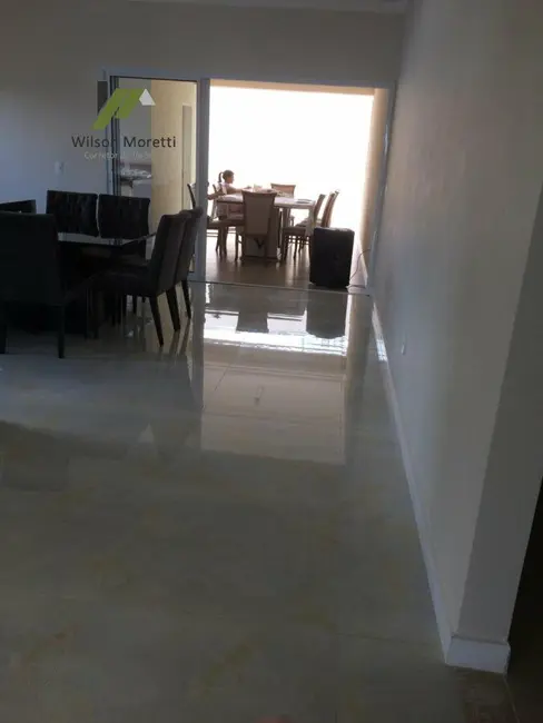 Casa com 3 quartos à venda, 300m2 em Medeiros, Jundiai - SP - imagem 6 Foto 6 de Casa com 3 quartos à venda, 300m2 em Medeiros, Jundiai - SP