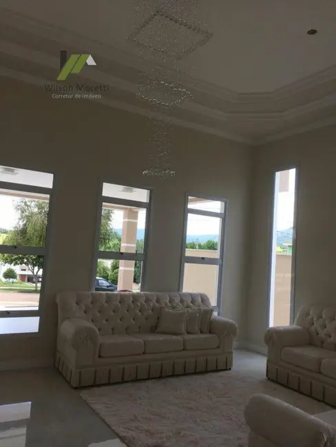 Casa com 3 quartos à venda, 300m2 em Medeiros, Jundiai - SP - imagem 5 Foto 5 de Casa com 3 quartos à venda, 300m2 em Medeiros, Jundiai - SP