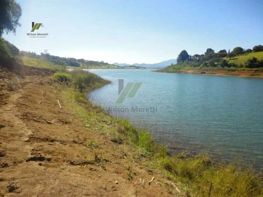 Foto 2 de Terreno / Lote à venda, 2685m2 em Piracaia - SP