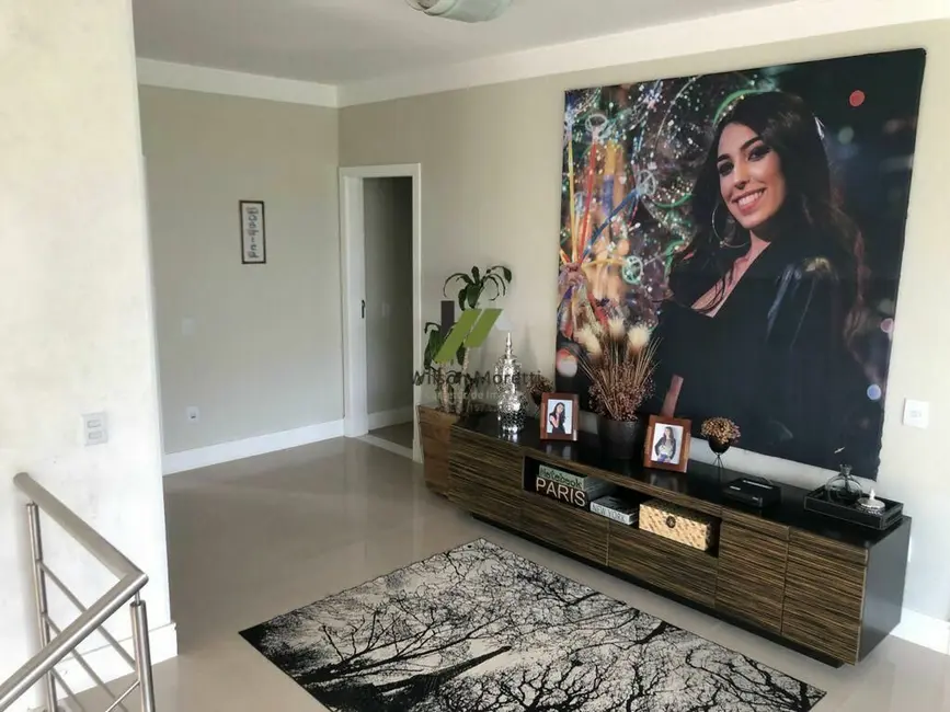 Foto 3 de Casa de Condomínio com 4 quartos à venda, 380m2 em Cachoeira, Vinhedo - SP