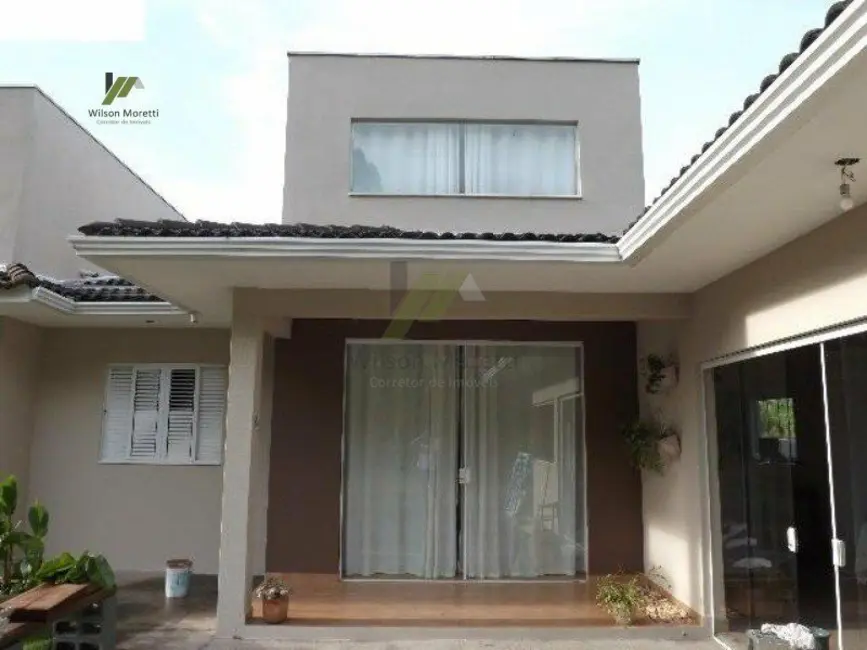 Foto 1 de Casa com 4 quartos à venda, 320m2 em Jundiai - SP
