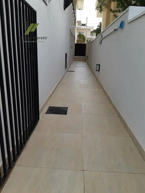 Foto 3 de Casa com 3 quartos à venda, 426m2 em Medeiros, Jundiai - SP