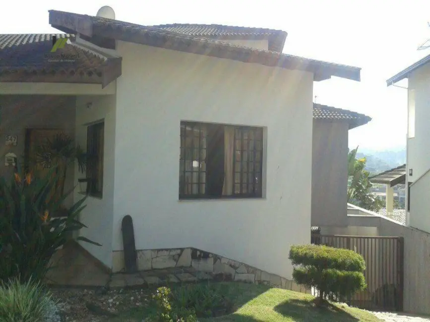 Foto 1 de Casa com 3 quartos à venda, 269m2 em Louveira - SP