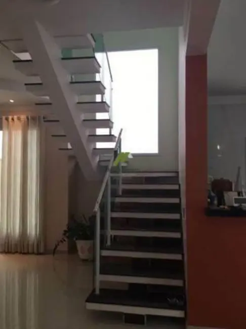 Casa de Condomínio com 3 quartos à venda, 240m2 em Jundiai - SP - imagem 9 Foto 9 de Casa de Condomínio com 3 quartos à venda, 240m2 em Jundiai - SP