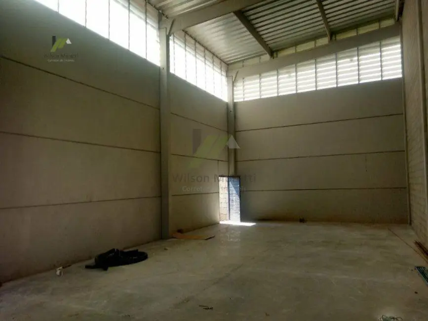 Armazém / Galpão para alugar, 300m2 em Campo Limpo Paulista - SP - imagem 7 Foto 7 de Armazém / Galpão para alugar, 300m2 em Campo Limpo Paulista - SP