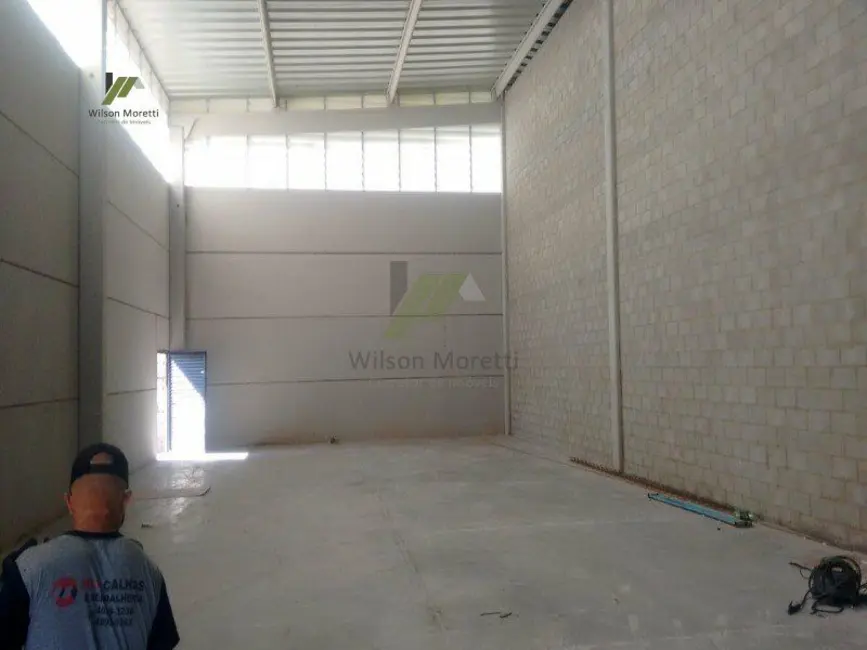 Armazém / Galpão para alugar, 300m2 em Campo Limpo Paulista - SP - imagem 3 Foto 3 de Armazém / Galpão para alugar, 300m2 em Campo Limpo Paulista - SP