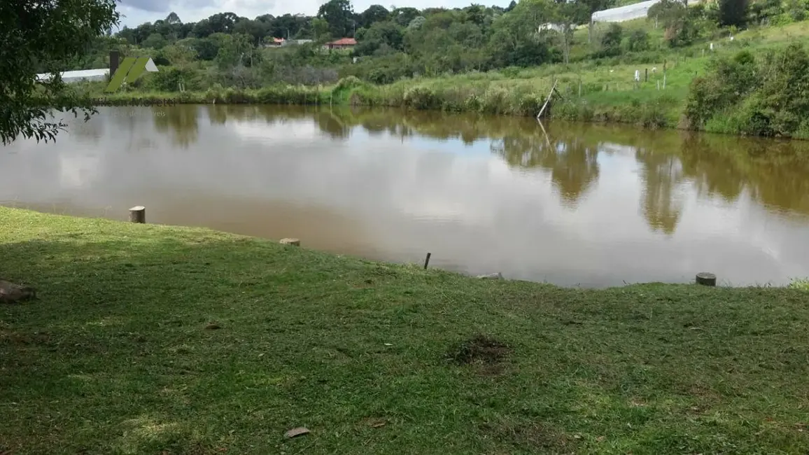 Fazenda / Haras com 4 quartos à venda, 45000m2 em Centro, Munhoz - MG - imagem 5 Foto 5 de Fazenda / Haras com 4 quartos à venda, 45000m2 em Centro, Munhoz - MG