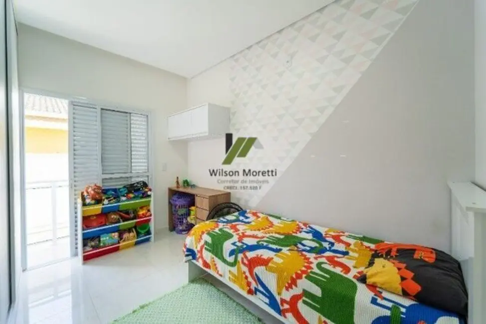 Sobrado com 3 quartos à venda, 140m2 em Residencial Santa Giovana, Jundiai - SP - imagem 9 Foto 9 de Sobrado com 3 quartos à venda, 140m2 em Residencial Santa Giovana, Jundiai - SP