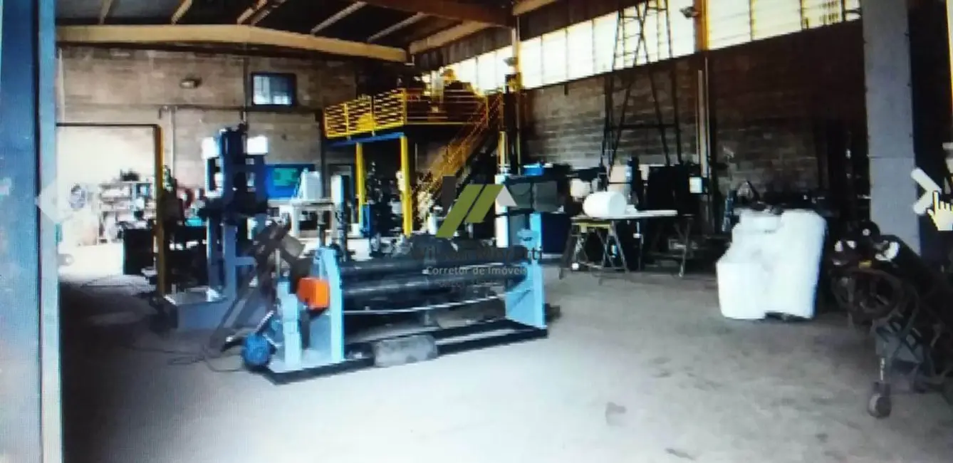 Foto 3 de Armazém / Galpão à venda, 1500m2 em Varzea Paulista - SP
