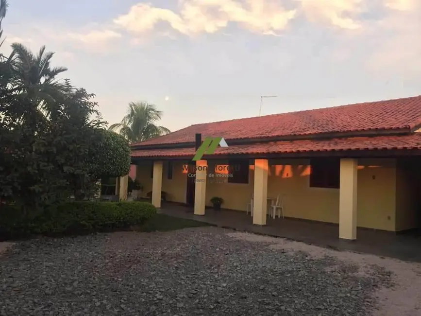 Foto 2 de Chácara com 3 quartos à venda, 2000m2 em Centro, Pinhalzinho - SP