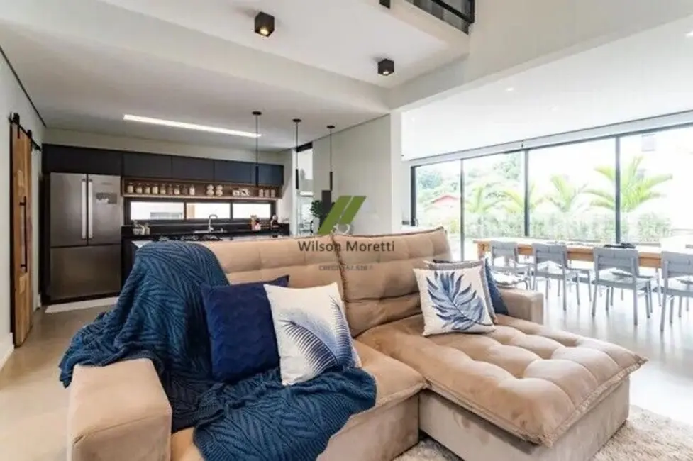 Foto 3 de Casa de Condomínio com 3 quartos à venda, 215m2 em Itupeva - SP