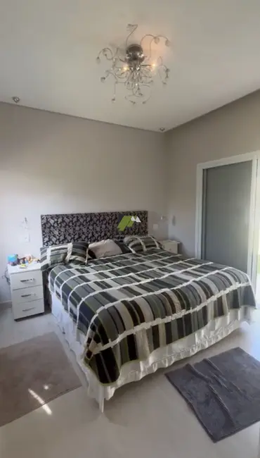 Casa com 3 quartos à venda, 313m2 em Vinhedo - SP - imagem 6 Foto 6 de Casa com 3 quartos à venda, 313m2 em Vinhedo - SP