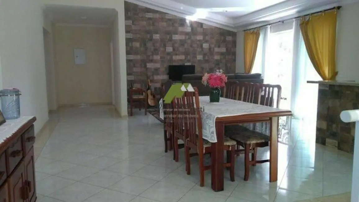 Foto 2 de Casa com 3 quartos à venda, 240m2 em Chácara Pai Jacó, Jundiai - SP