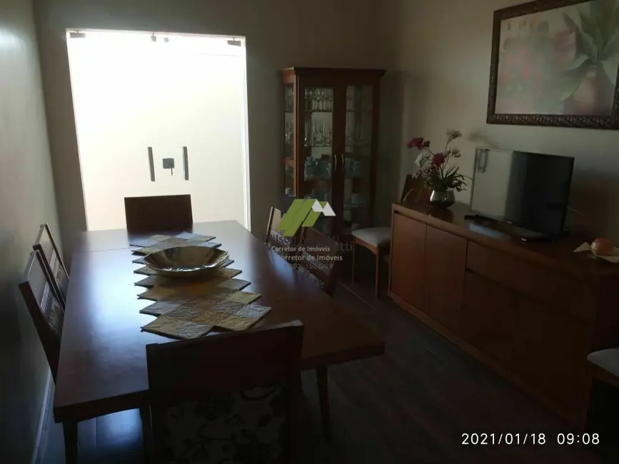Casa com 3 quartos à venda, 202m2 em Jardim Esplanada, Jundiai - SP - imagem 8 Foto 8 de Casa com 3 quartos à venda, 202m2 em Jardim Esplanada, Jundiai - SP