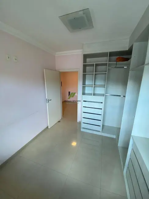 Casa com 3 quartos à venda, 205m2 em Jardim Marambaia, Jundiai - SP - imagem 9 Foto 9 de Casa com 3 quartos à venda, 205m2 em Jardim Marambaia, Jundiai - SP