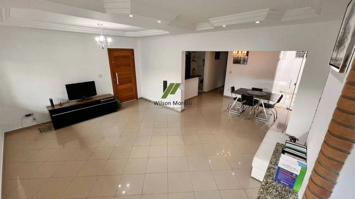 Casa com 3 quartos à venda, 320m2 em Jardim do Lago, Jundiai - SP - imagem 5 Foto 5 de Casa com 3 quartos à venda, 320m2 em Jardim do Lago, Jundiai - SP