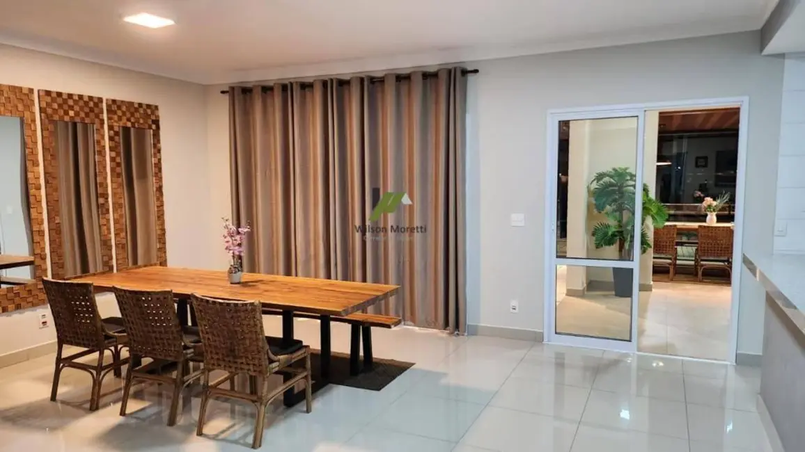 Foto 3 de Casa de Condomínio com 3 quartos à venda, 258m2 em Pinhal, Cabreuva - SP