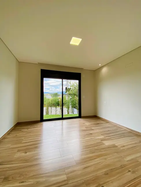 Casa de Condomínio com 3 quartos à venda, 177m2 em Itupeva - SP - imagem 8 Foto 8 de Casa de Condomínio com 3 quartos à venda, 177m2 em Itupeva - SP