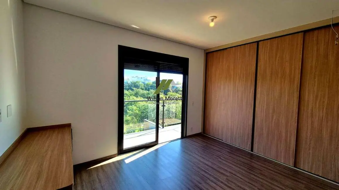 Casa de Condomínio com 3 quartos à venda, 202m2 em Cabreuva - SP - imagem 9 Foto 9 de Casa de Condomínio com 3 quartos à venda, 202m2 em Cabreuva - SP