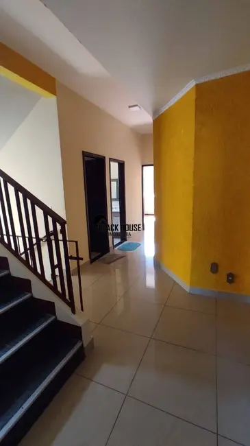 Foto 2 de Sobrado com 4 quartos à venda e para alugar, 360m2 em Jardim Santa Rosália, Sorocaba - SP