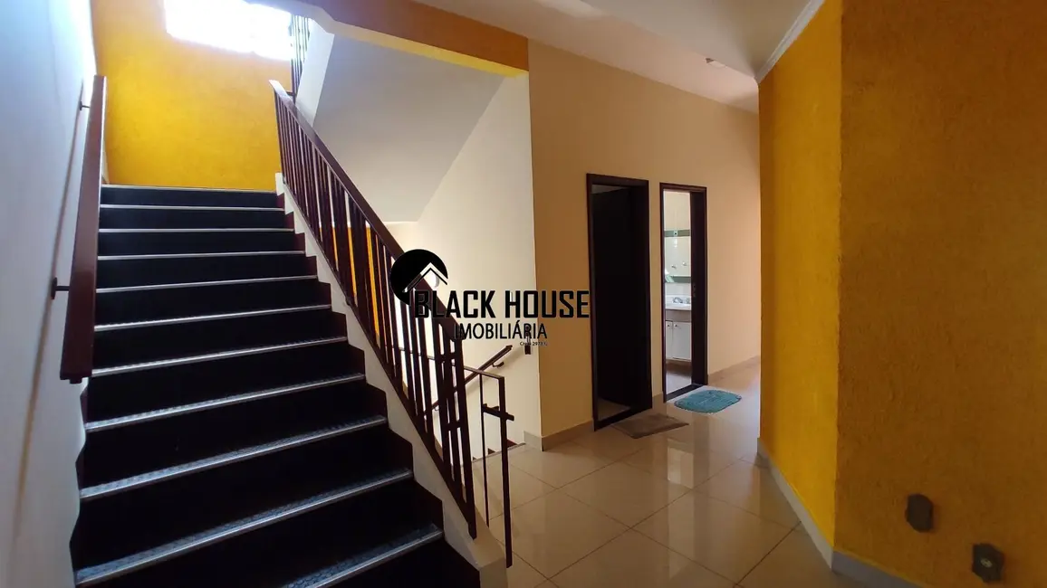 Sobrado com 4 quartos à venda e para alugar, 360m2 em Jardim Santa Rosália, Sorocaba - SP - imagem 3 Foto 3 de Sobrado com 4 quartos à venda e para alugar, 360m2 em Jardim Santa Rosália, Sorocaba - SP