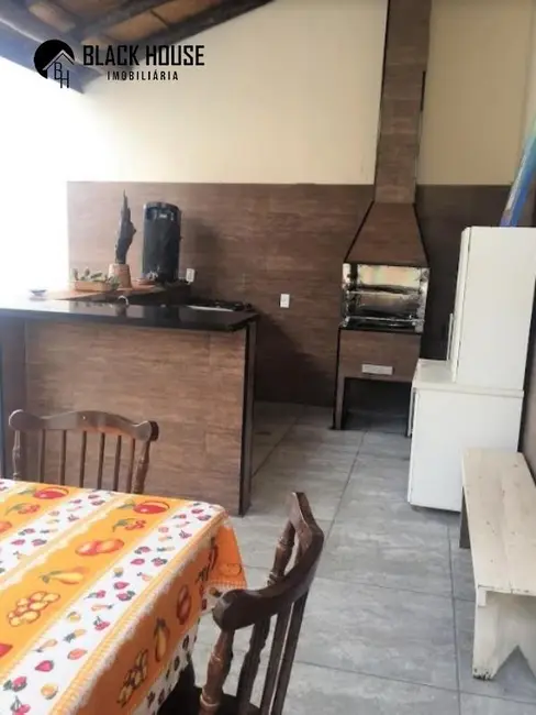 Foto 2 de Sobrado com 3 quartos à venda, 360m2 em Aparecidinha, Sorocaba - SP