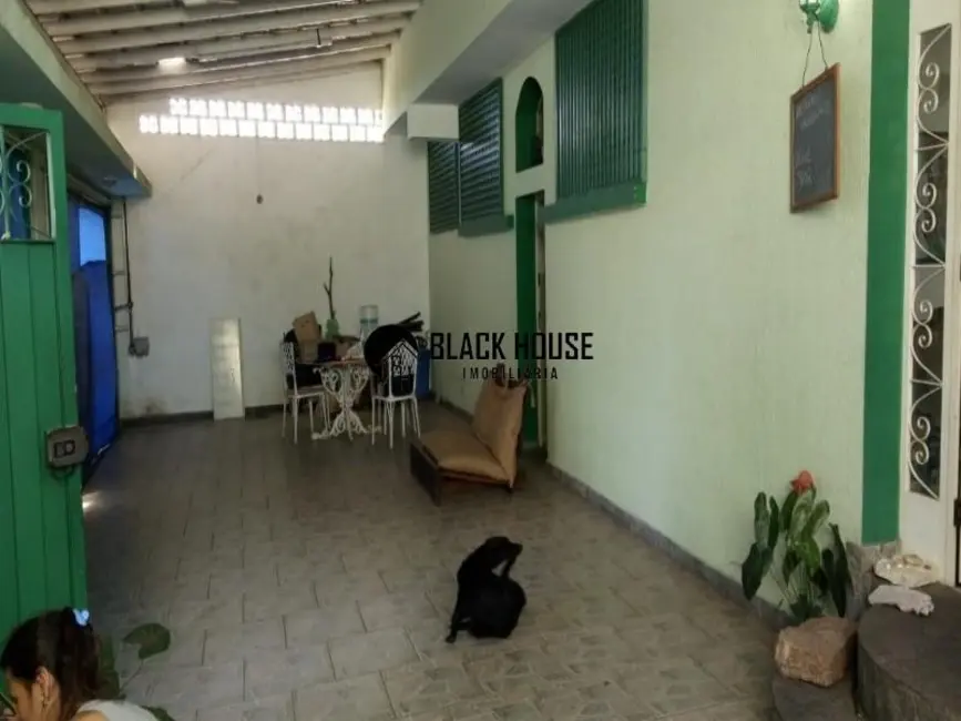 Sobrado com 3 quartos à venda, 200m2 em Jardim Santa Rosália, Sorocaba - SP - imagem 6 Foto 6 de Sobrado com 3 quartos à venda, 200m2 em Jardim Santa Rosália, Sorocaba - SP