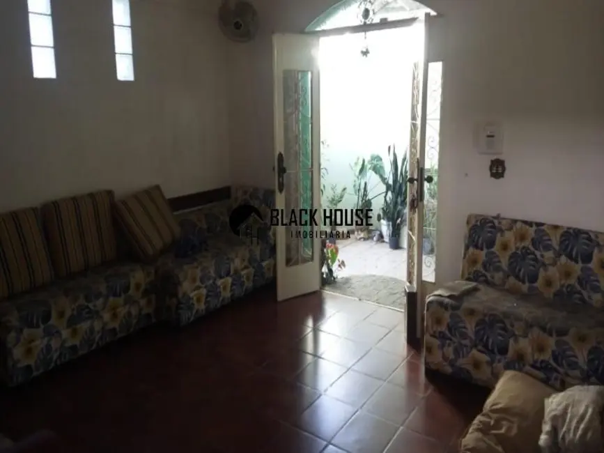 Sobrado com 3 quartos à venda, 200m2 em Jardim Santa Rosália, Sorocaba - SP - imagem 5 Foto 5 de Sobrado com 3 quartos à venda, 200m2 em Jardim Santa Rosália, Sorocaba - SP