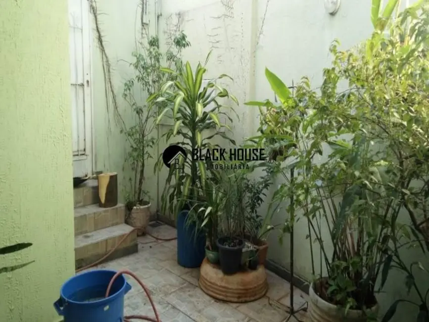 Sobrado com 3 quartos à venda, 200m2 em Jardim Santa Rosália, Sorocaba - SP - imagem 8 Foto 8 de Sobrado com 3 quartos à venda, 200m2 em Jardim Santa Rosália, Sorocaba - SP