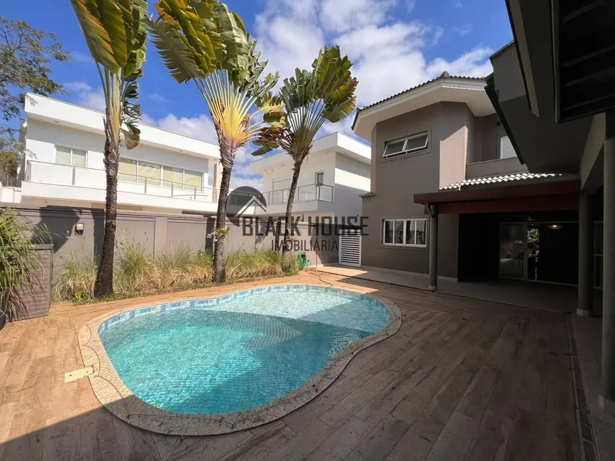 Foto 2 de Sobrado com 4 quartos para alugar, 420m2 em Aparecidinha, Sorocaba - SP