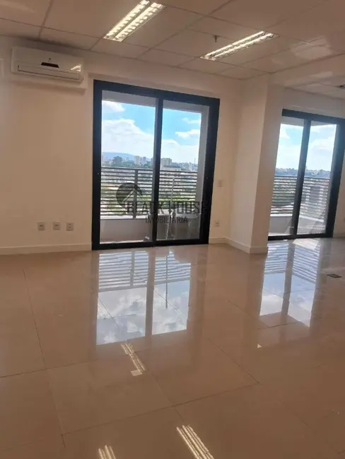 Foto 2 de Sala Comercial para alugar, 168m2 em Parque Campolim, Sorocaba - SP