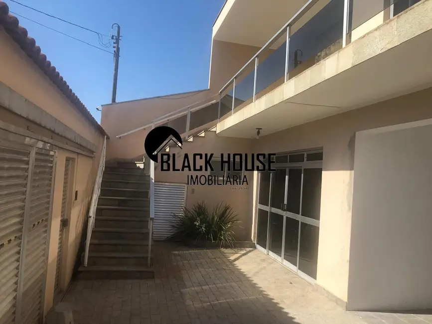 Foto 2 de Casa com 2 quartos à venda, 360m2 em Jardim Santa Rosália, Sorocaba - SP