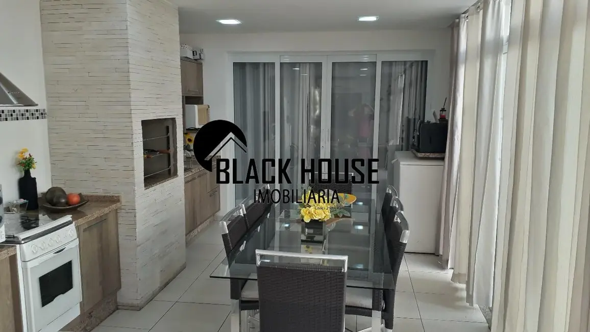 Casa de Condomínio com 3 quartos à venda, 275m2 em Sorocaba - SP - imagem 8 Foto 8 de Casa de Condomínio com 3 quartos à venda, 275m2 em Sorocaba - SP