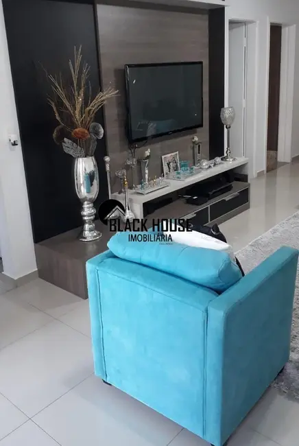 Casa de Condomínio com 3 quartos à venda, 275m2 em Sorocaba - SP - imagem 3 Foto 3 de Casa de Condomínio com 3 quartos à venda, 275m2 em Sorocaba - SP