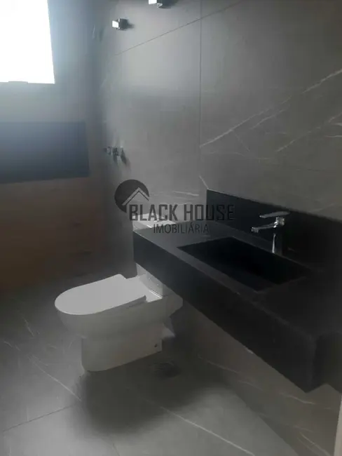 Foto 8 de Sobrado com 4 quartos à venda, 456m2 em Votorantim - SP