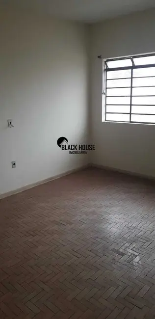 Casa com 3 quartos à venda, 360m2 em Jardim Santa Rosália, Sorocaba - SP - imagem 5 Foto 5 de Casa com 3 quartos à venda, 360m2 em Jardim Santa Rosália, Sorocaba - SP